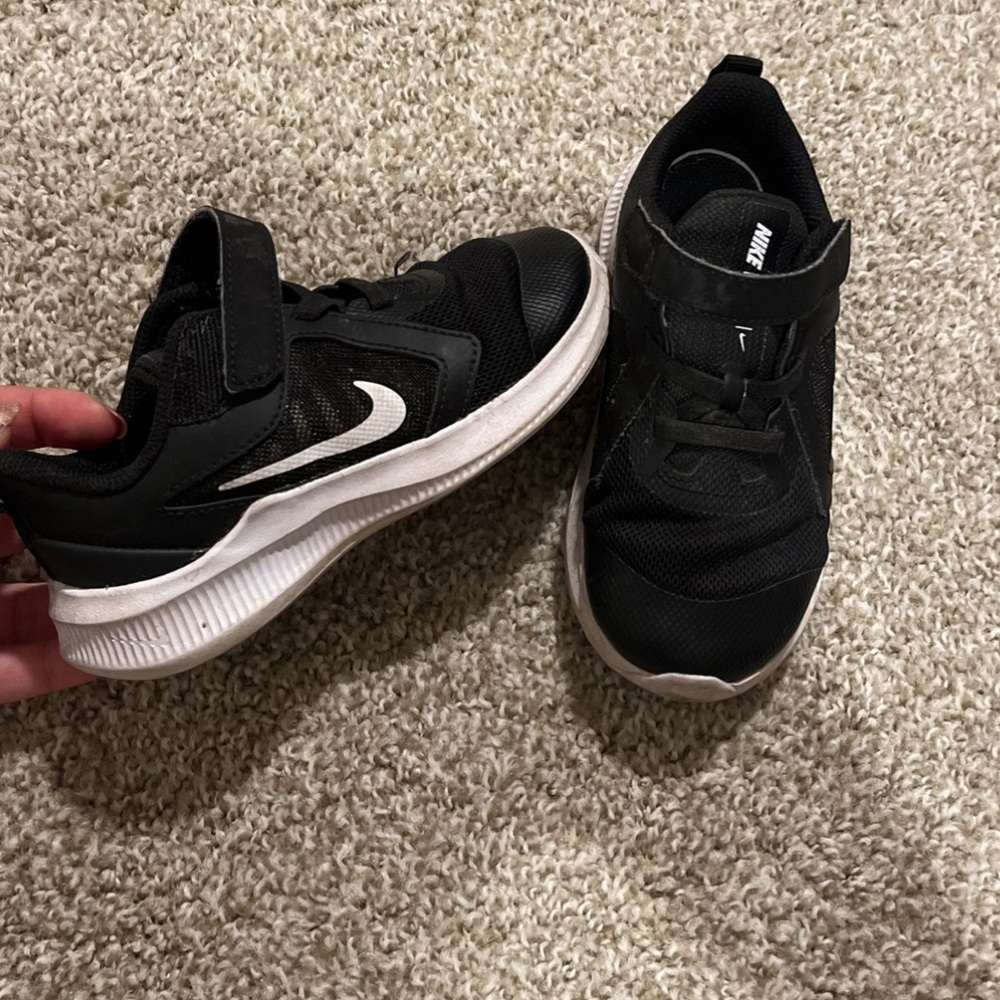Nike flex 10C US size